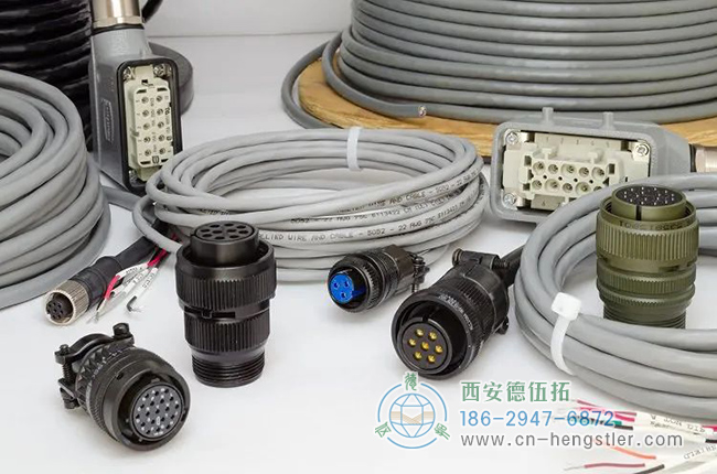 圖為用于在編碼器設(shè)備之間傳輸信號(hào)的電纜和連接器的變化形式 圖為用于在編碼器設(shè)備之間傳輸信號(hào)的電纜和連接器的變化形式